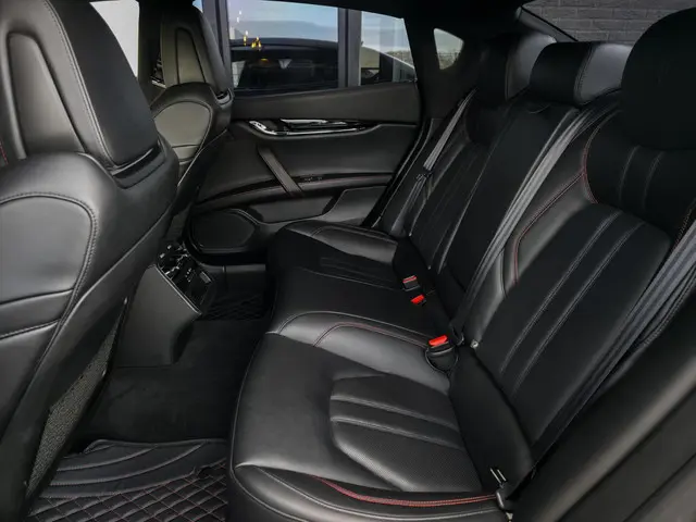 Maserati Quattroporte 3.0 S Q4 2018 Benzine 31