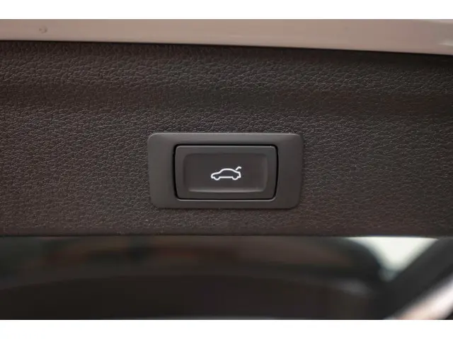 Audi Q3 35 TFSI S edition|PANO|LEER|CAMERA 2019 Benzine 15