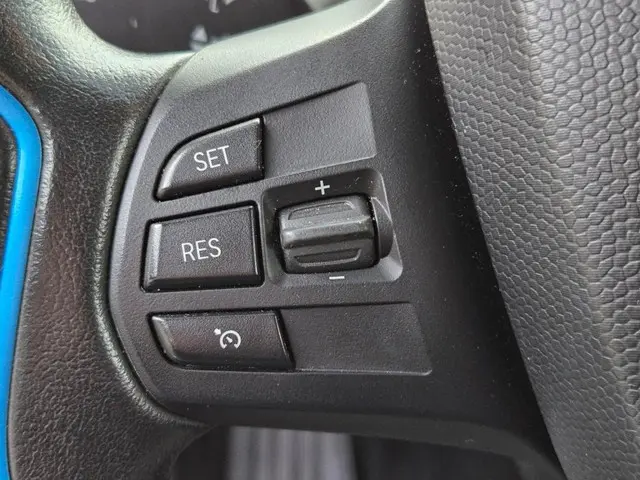 BMW i3 BASIS COMFORT 22KWH 2014 Elektrisch 21