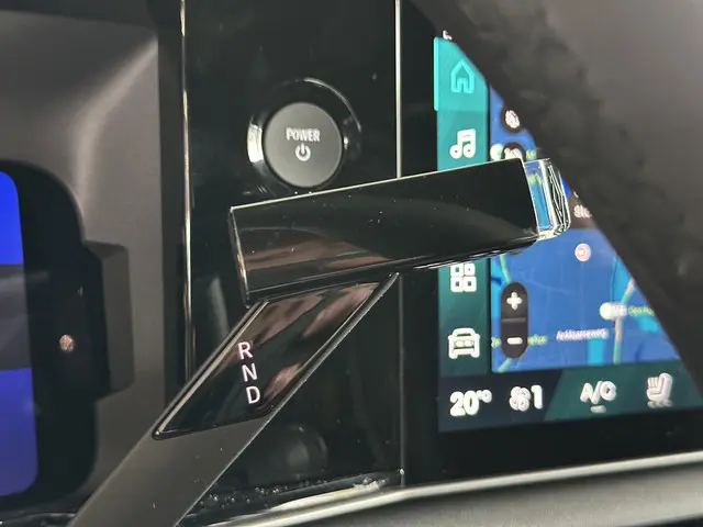 Renault 4 comfort range iconic 52 kWh 2026 Elektrisch 26