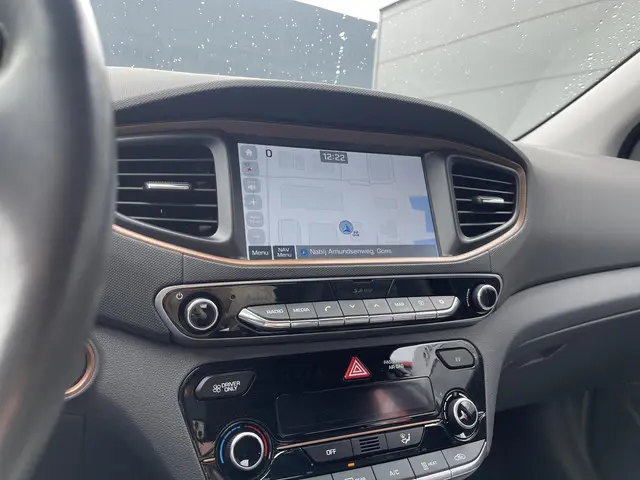 Hyundai IONIQ Premium EV 2019 Elektrisch 16