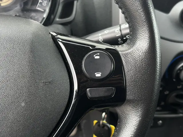 Peugeot 108 1.0 e-VTi Active 2020 Benzine 16