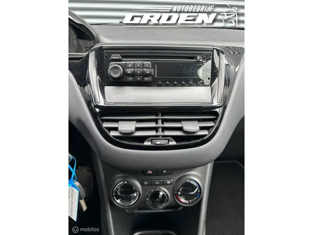Peugeot 208 1.0 PureTech Access 2015 Benzine 25