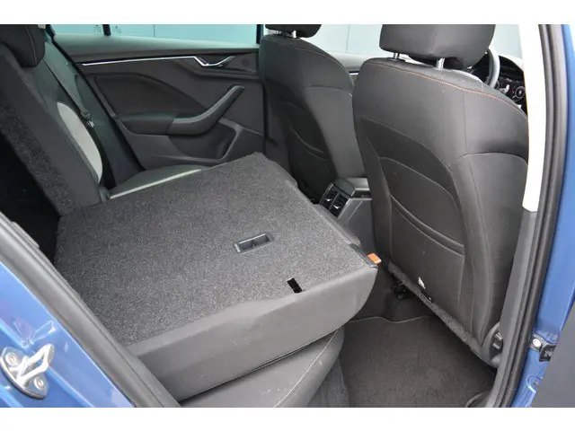 Škoda Kamiq 1.5 TSI ACT Business Edition 2020 Benzine 25