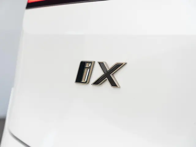 BMW iX M60 2023 Elektrisch 23