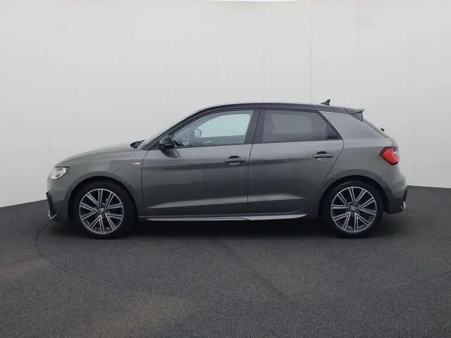 Audi A1 Sportback 25 TFSI/95PK S Line 2020 Benzine 28