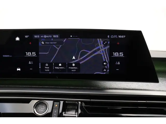 Peugeot e-3008 GT 73 kWh 2024 Elektrisch 23