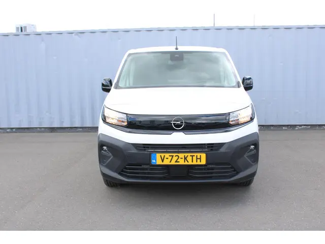 Opel Combo 1.5D 100 L2H1 2024 Diesel 2