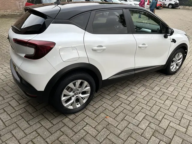 Renault Captur 1.0 TCe 90 Business Zen 2021 Benzine 4