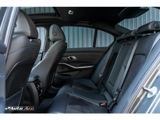 BMW 3 Serie M340i xDrive M-sport 2021 Benzine 22