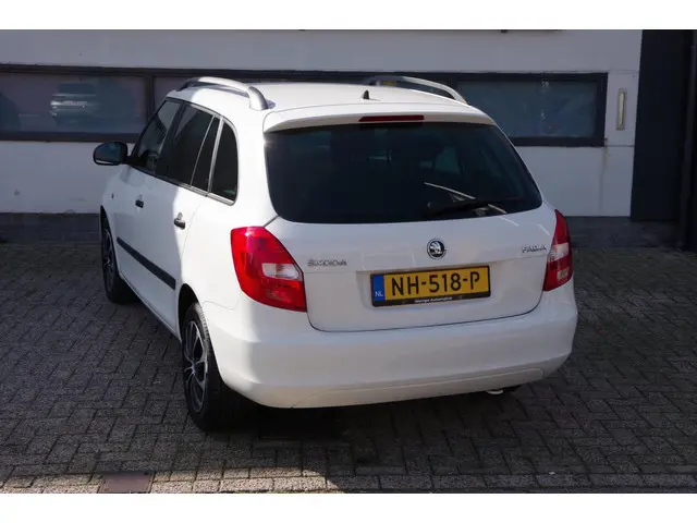 Škoda Fabia Combi 1.2 Arctic 2014 Benzine 15