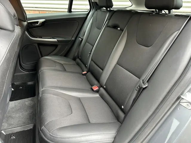 Volvo V60 1.5 T3 Polar+ 2018 Benzine 6