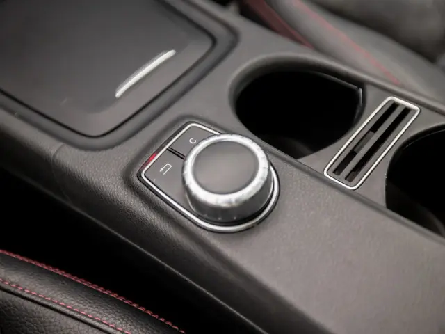Mercedes-Benz A-Klasse 250 AMG Sport 2013 Benzine 30