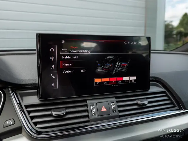 Audi Q5 50 TFSI e S-Line 2021 Hybride Benzine 28