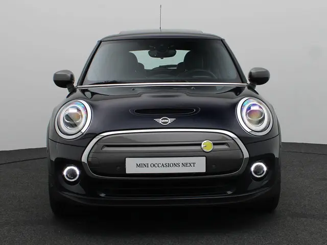 MINI Electric Yours 2020 Elektrisch 3