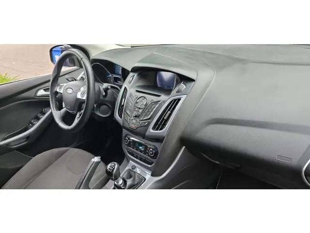 Ford Focus Wagon 1.0 EcoBoost Titanium 2012 Benzine 12