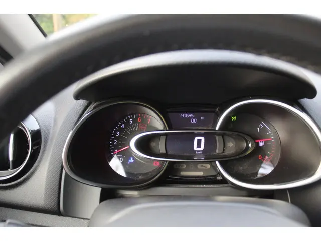 Renault Clio 0.9 TCe Zen 2016 Benzine 12