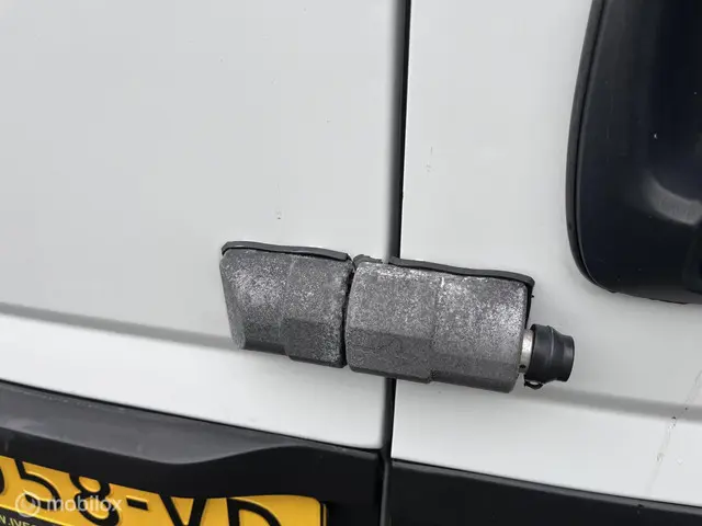 Iveco Daily 35C14V 2.3 AUTOMAAT 352 H2 2019 Diesel 22