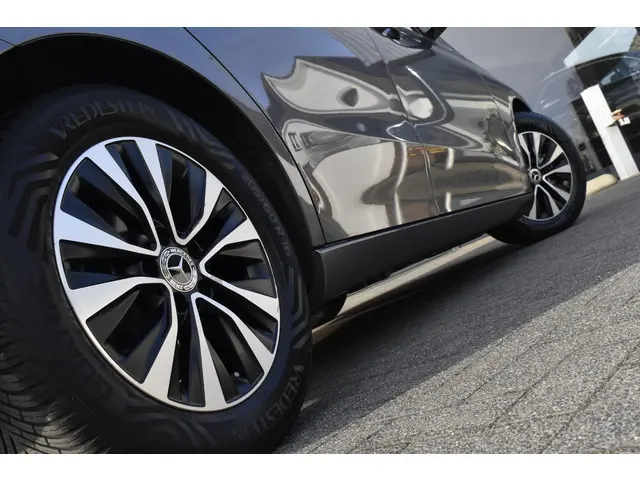 Mercedes-Benz B-Klasse 180 Trekhaak - Camera 2019 Benzine 5