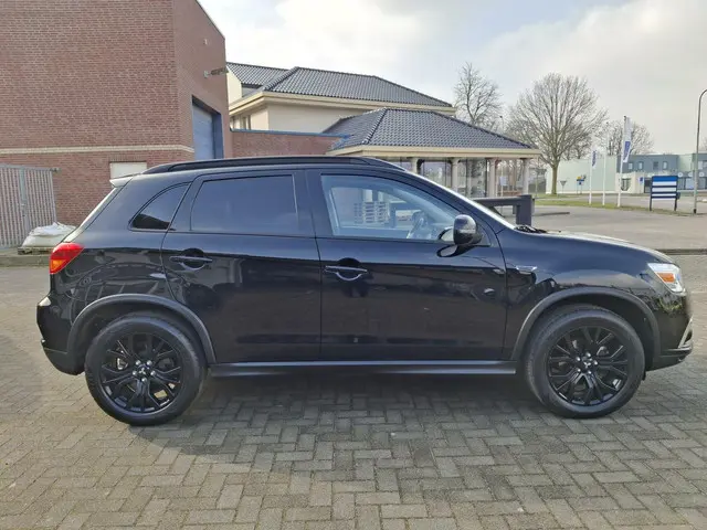 Mitsubishi ASX 1.6 Cleartec Instyle Car-play 2020 Benzine 4