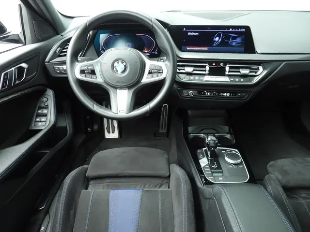 BMW 1 Serie 118i Automaat M Sport Plus 2020 Benzine 10