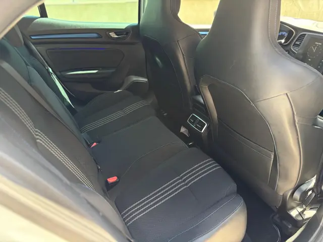 Renault Mégane 1.6 TCe GT 2016 Benzine 16