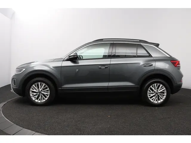 Volkswagen T-Roc 1.0 TSI 110pk Life 2023 Benzine 10