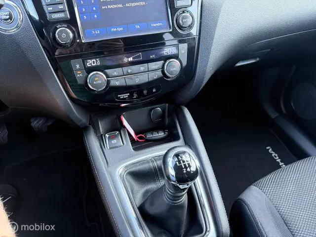 Nissan QASHQAI 1.2 N-Connecta 4 Cilinder 2016 Benzine 14
