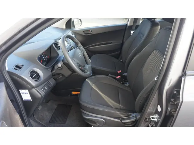 Hyundai i10 1.0i Go! 2017 2017 Benzine 9