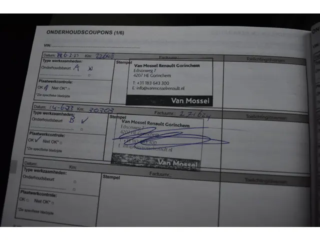 Renault Captur TCe 140 EDC Intens 2022 Benzine 25