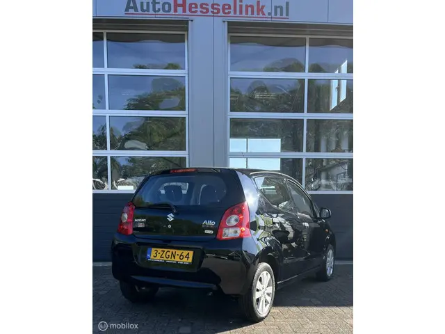 Suzuki Alto 1.0 Celebration EASSS 2015 Benzine 5
