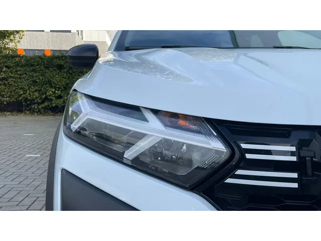 Dacia Jogger 1.0 TCe 110 Extreme 7p. 2023 Benzine 14