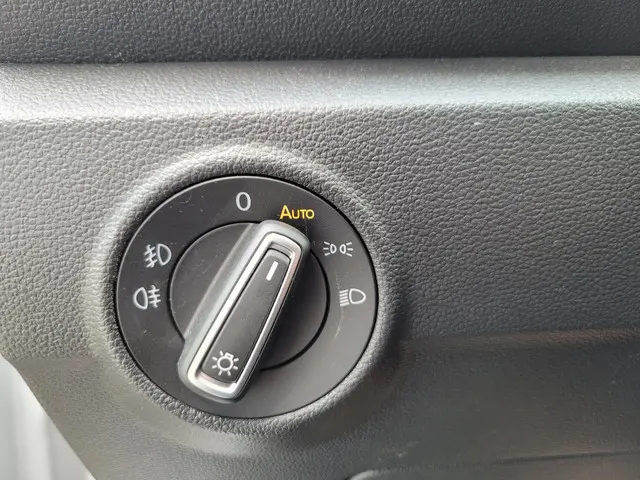 Volkswagen T-Roc 1.5 TSI Sport Business R 2020 Benzine 29