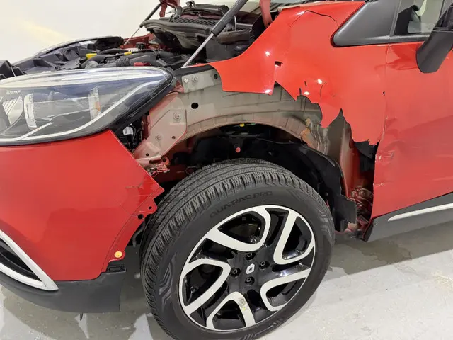 Renault Captur 0.9 TCe Helly Hansen NAP 2015 Benzine 9