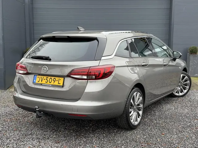 Opel Astra Sports Tourer 1.4 Innovation 2016 Benzine 4