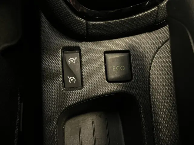 Renault Clio 0.9 TCe ECO Collection 2013 Benzine 30