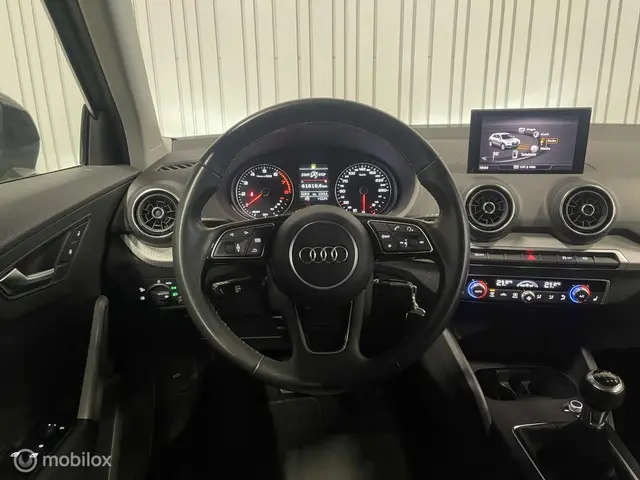 Audi Q2 30 TFSI S Edition 2020 Benzine 11