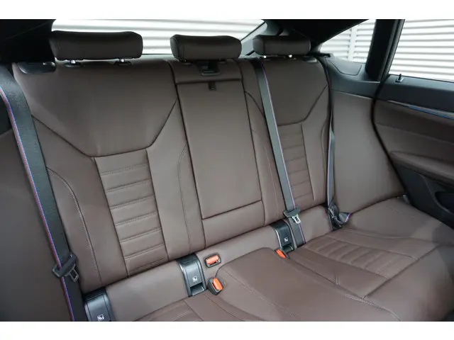 BMW i4 eDrive35 | M Sport Edition 2025 Elektrisch 10