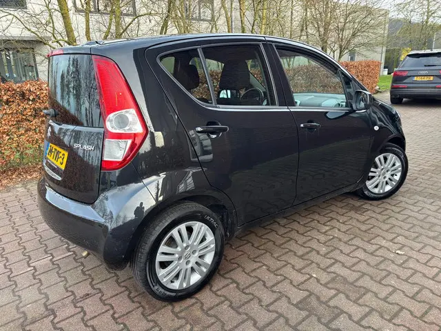 Suzuki Splash 1.0 VVT Exclusive EASSS 2012 Benzine 3
