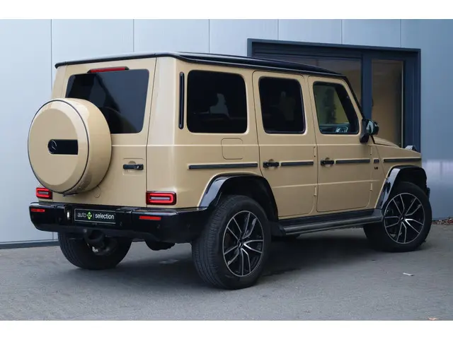 Mercedes-Benz G-Klasse 500 2023 Benzine 17