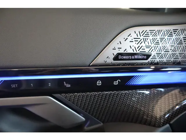 BMW M5 Sedan 2025 Hybride Benzine 27