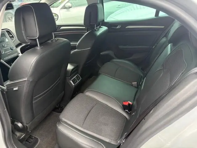Renault Mégane 1.3 TCe Bose , Bj 2020 2020 Benzine 6
