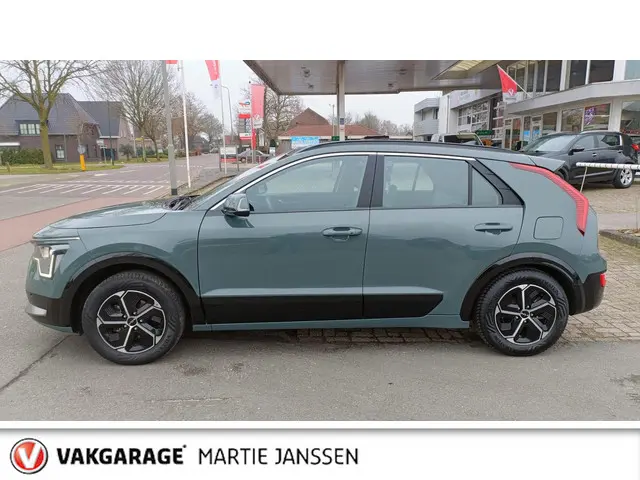 Kia Niro 1.6 GDi Hybrid DynamicLine 2023 Hybride Benzine 4