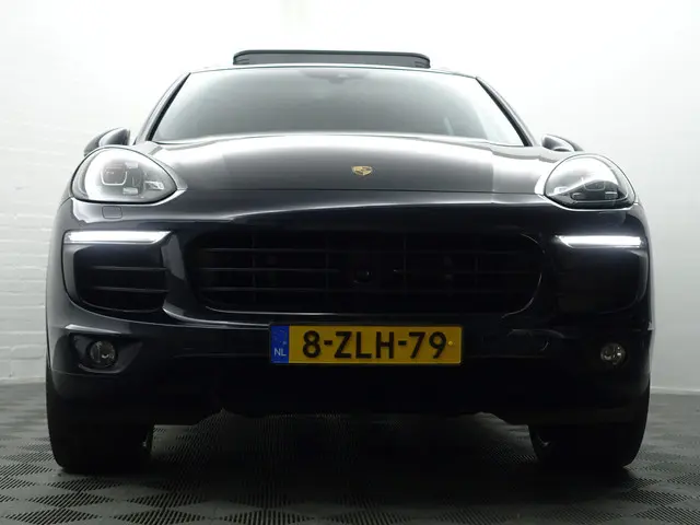 Porsche Cayenne 3.0 S E-Hybrid 2015 Hybride Benzine 39