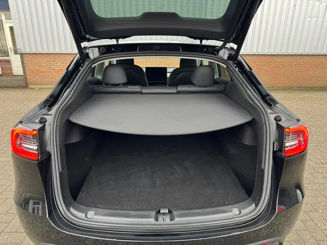 Tesla Model Y RWD 94% SoH/ LFP/ 20'' Turbine 2022 Elektrisch 5