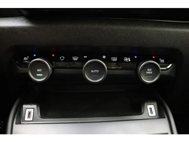 Citroën ë-C4 Feel 136pk 50kWh 3 fase 2022 Elektrisch 21