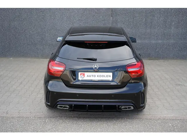 Mercedes-Benz A-Klasse AMG 45 4MATIC 2016 Benzine 6