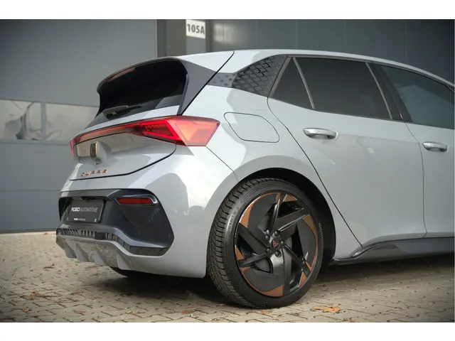 CUPRA Born Copper Edition One 62 kWh 2021 Elektrisch 24