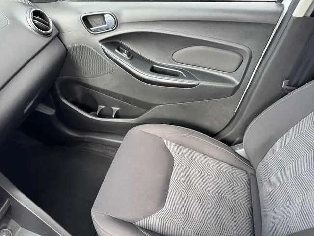 Ford Ka Ka+ 1.2 Trend Ultimate 2018 Benzine 38