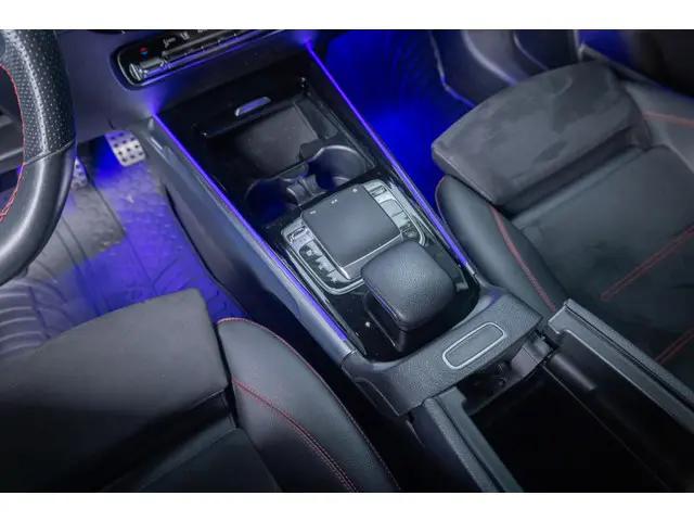 Mercedes-Benz GLB 200 AMG Line 2020 Benzine 22